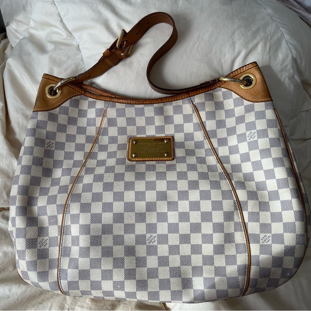 Louis Vuitton Galleria GM in Damier Azur